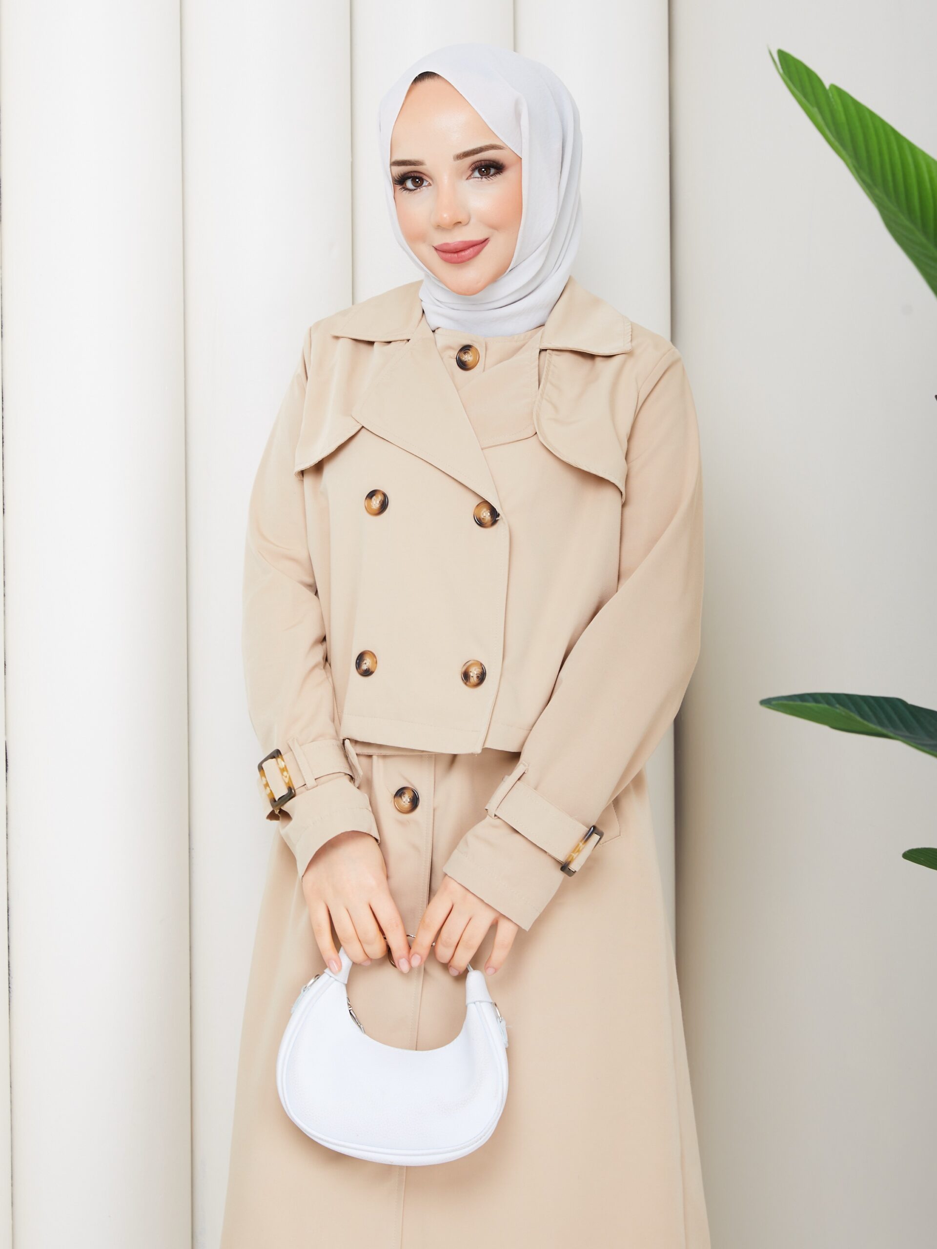 Pelerin Detaylı Trençkot Camel